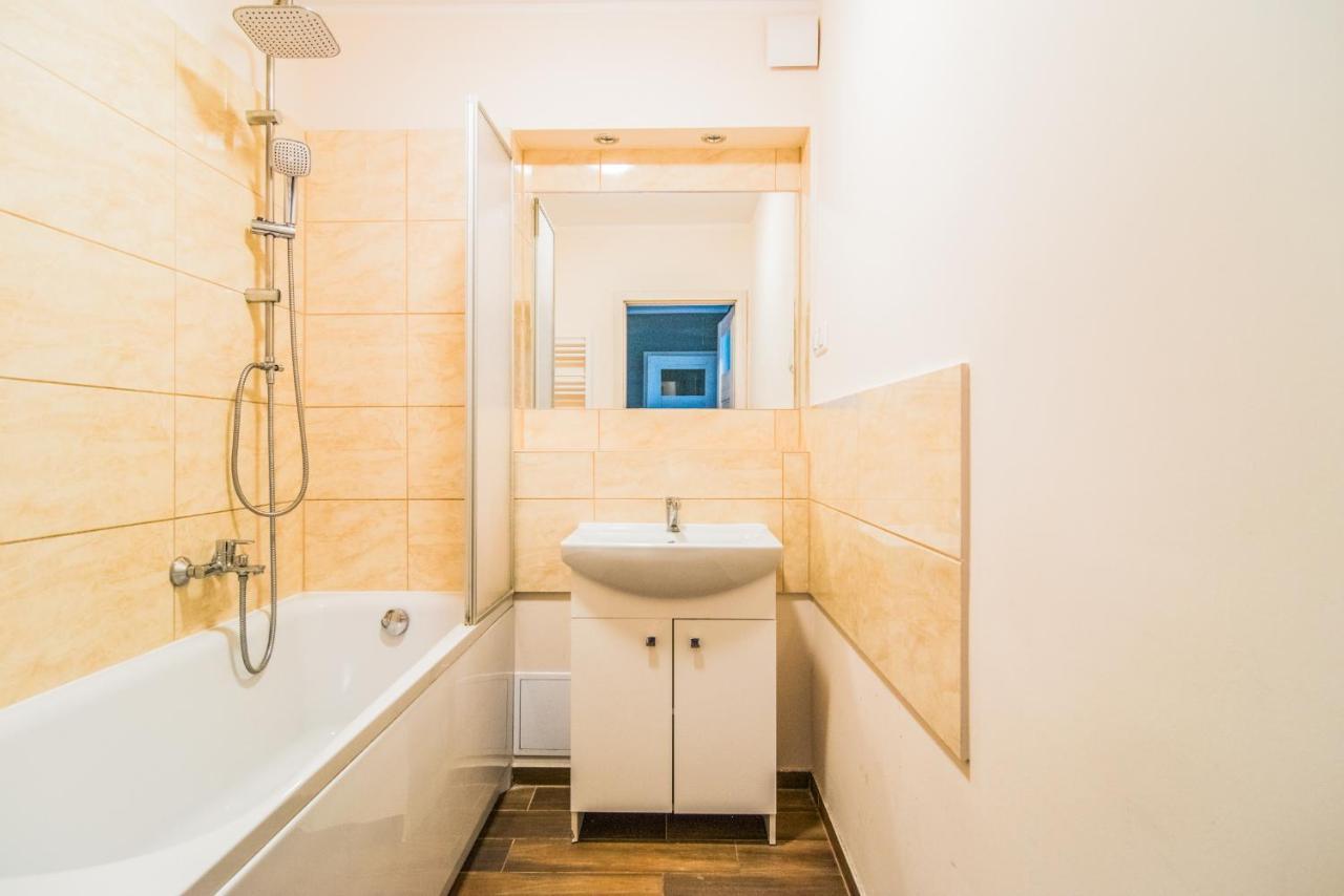 Apartment Duze Mieszkanie - Kniaziewicza Dla 2-10 Osob Breslau